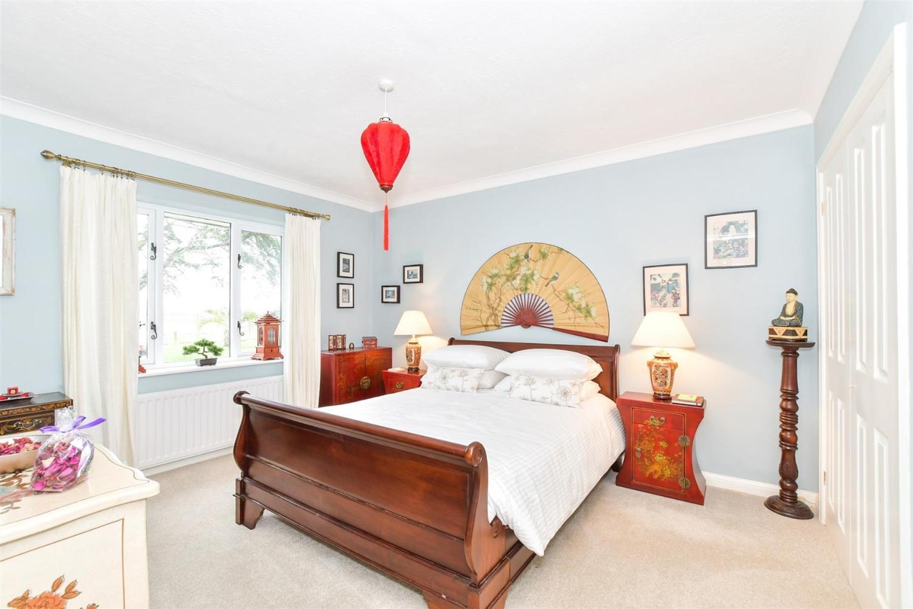 Stay At 'The Elms' In Tranquil Church Norton, Selsey - Ground Floor Bedroom, Own Private Bathroom, Quiet Beach, 2 Acre Garden By The Sea, On Edge Of Wildlife Nature Reserve Eksteriør bilde